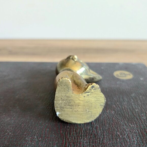 Vintage solid brass cat figurine. Cat lovers gift. Cute little kitty. - Picture 5 of 5